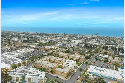  421 N Weitzel St, Oceanside, CA 92054 - Photo 1