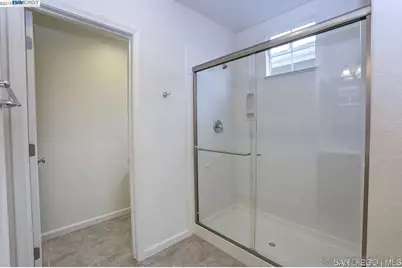  75 Middleton Pl, Hayward, CA 94544 - Photo 27