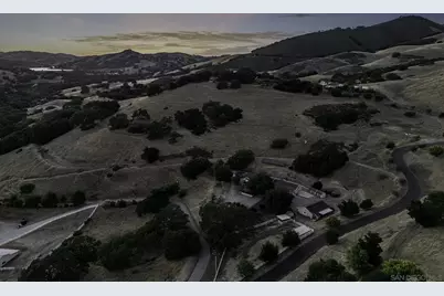  1755 W Edmundson Ave, Morgan Hill, CA 95037 - Photo 3