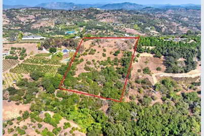  3240 Via Del Cielo #09, Fallbrook, CA 92028 - Photo 1