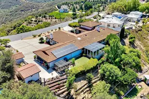 2064 Santa Margarita Dr, Fallbrook, CA 92028 - Photo 1