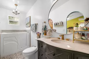 523 Hatherly St, Vista, CA 92083 - Photo 11