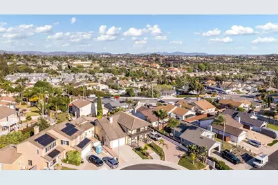 523 Hatherly St, Vista, CA 92083 - Photo 27
