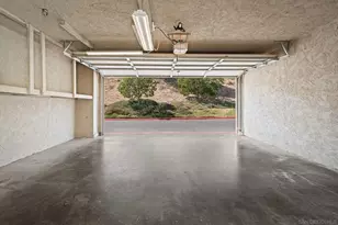 9404 Carlton Oaks Dr, Santee, CA 92071 - Photo 17