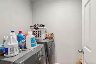 552 Canyon Dr, Oceanside, CA 92054 - Photo 13