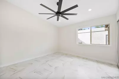  6915 Pear Tree Dr, Carlsbad, CA 92011 - Photo 23