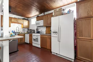 5036 W Point Loma Blvd, San Diego, CA 92107 - Photo 7