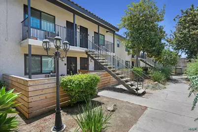  628 W California Ave, Vista, CA 92083 - Photo 7