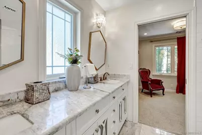  1901 N Catalina Street, Los Angeles, CA 90027 - Photo 19