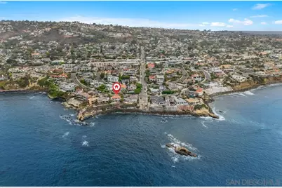  5716 Dolphin Pl, La Jolla, CA 92037 - Photo 49