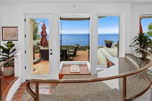 5716 Dolphin Pl, La Jolla, CA 92037 - Photo 11