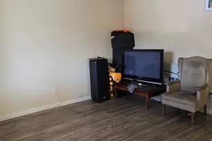 340 W 15th Ave, Escondido, CA 92025 - Photo 3