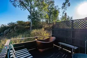 23898 Crown Hill Ln, Escondido, CA 92027 - Photo 15