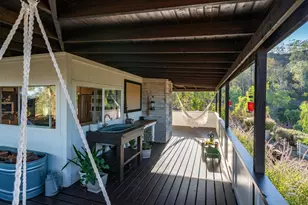 23898 Crown Hill Ln, Escondido, CA 92027 - Photo 5