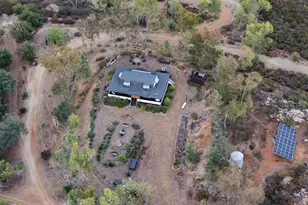 23898 Crown Hill Ln, Escondido, CA 92027 - Photo 33