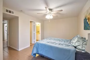 13202 Salmon River Rd, San Diego, CA 92129 - Photo 15