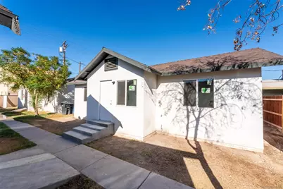  470 W Olive Ave, El Centro, CA 92243 - Photo 1