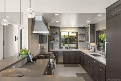  1586 Crespo Dr, La Jolla, CA 92037 - Photo 21