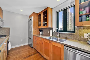 700 W E St, San Diego, CA 92101 - Photo 11