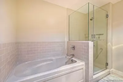  700 W Harbor Dr #1306, San Diego, CA 92101 - Photo 23