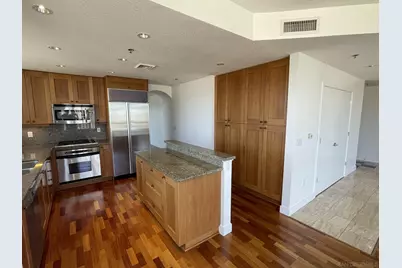  700 W Harbor #2501, San Diego, CA 92101 - Photo 15