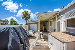 18218 Paradise Mountain Rd, Valley Center, CA 92082 - Photo 23