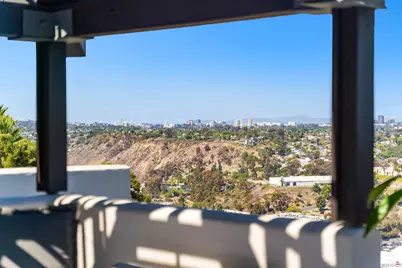  5259 Pacifica Dr, San Diego, CA 92109 - Photo 57