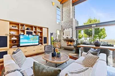  5259 Pacifica Dr, San Diego, CA 92109 - Photo 11