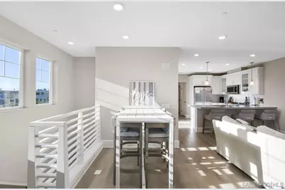 802 Santa Barbara Pl, San Diego, CA 92109 - Photo 1