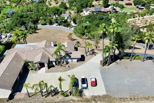 2749 Los Alisos Dr, Fallbrook, CA 92028 - Photo 5