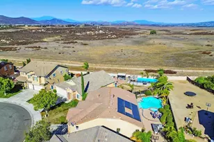 38200 Camarada Ln, Murrieta, CA 92563 - Photo 61