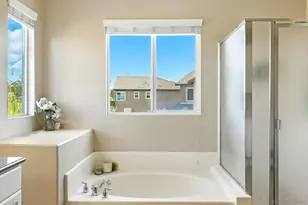 38200 Camarada Ln, Murrieta, CA 92563 - Photo 35