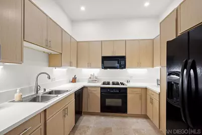  525 11th Avenue #1116, San Diego, CA 92101 - Photo 3