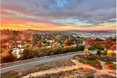  4742 Mount Helix Drive, La Mesa, CA 91941 - Photo 3