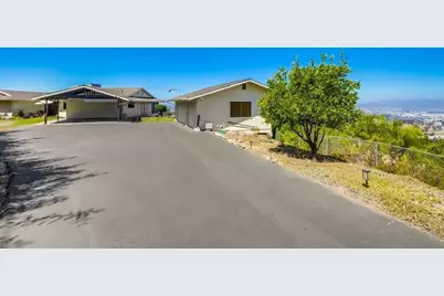  4742 Mount Helix Drive, La Mesa, CA 91941 - Photo 9