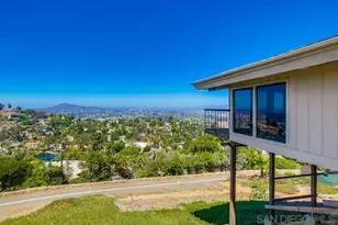 4742 Mt Helix Dr, La Mesa, CA 91941 - Photo 45