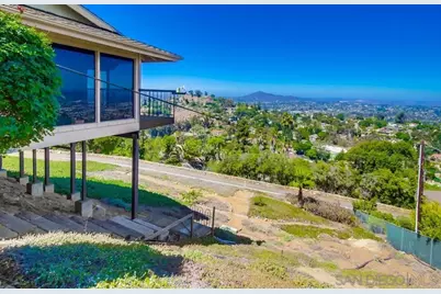  4742 Mount Helix Drive, La Mesa, CA 91941 - Photo 43