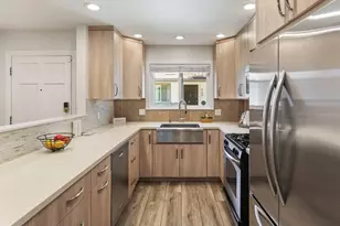 812 E Washington Ave, Escondido, CA 92025 - Photo 1