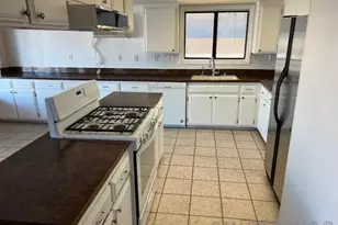 27539 Silver Lakes Pkwy, Helendale, CA 92342 - Photo 11