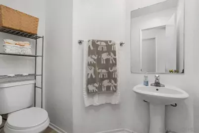  408 Shadow Tree Dr, Oceanside, CA 92058 - Photo 11