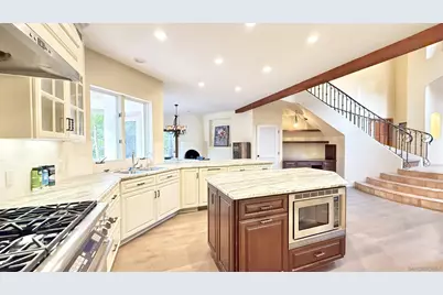  16722 Via Lago Azul, Rancho Santa Fe, CA 92067 - Photo 3