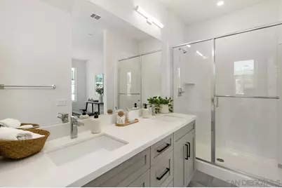  5270 San Bernardo Ter, San Diego, CA 92114 - Photo 19