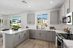 5270 San Bernardo Terrace, San Diego, CA 92114 - Photo 9