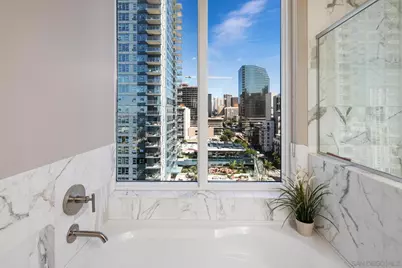  1325 Pacific Hwy #1304, San Diego, CA 92101 - Photo 11