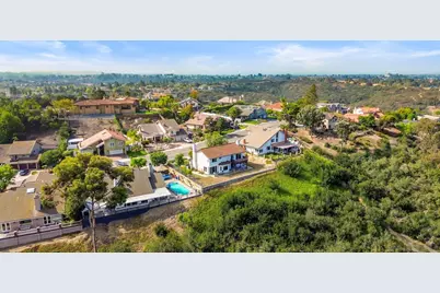  363 Surrey Dr, Bonita, CA 91902 - Photo 3