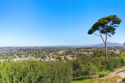  363 Surrey Dr, Bonita, CA 91902 - Photo 31