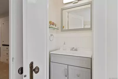  1860 Montecito, San Diego, CA 92103 - Photo 35