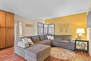 7835 Cowles Mountain Ct, San Diego, CA 92119 - Photo 3