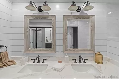  22682 S Canada Ct, Lake Forest, CA 92630 - Photo 21