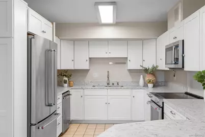  4900 Rosehedge Dr #415, La Mesa, CA 91942 - Photo 17